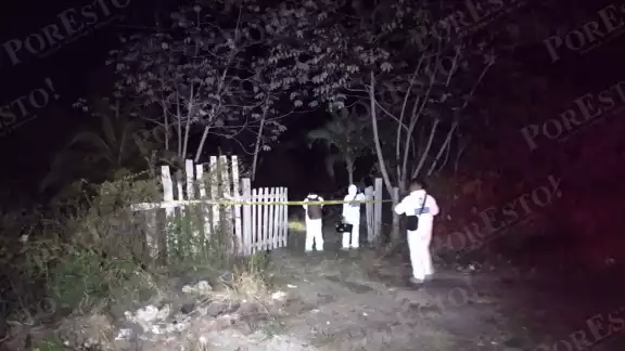 Tal parece que la muerte del hombre y la mujer fueron violentas Tal parece que la muerte del hombre y la mujer fueron violentas