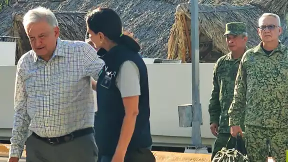 El presidente López Obrador asegura que los apoyos ya se están entregando El presidente López Obrador asegura que los apoyos ya se están entregando