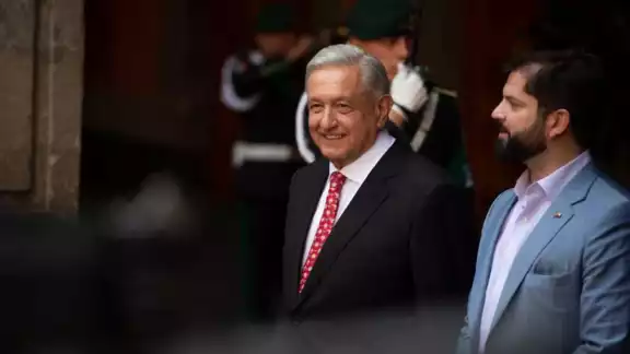 Ambos mandatarios tendrán una reunión privada en la sede del gobierno chileno Ambos mandatarios tendrán una reunión privada en la sede del gobierno chileno