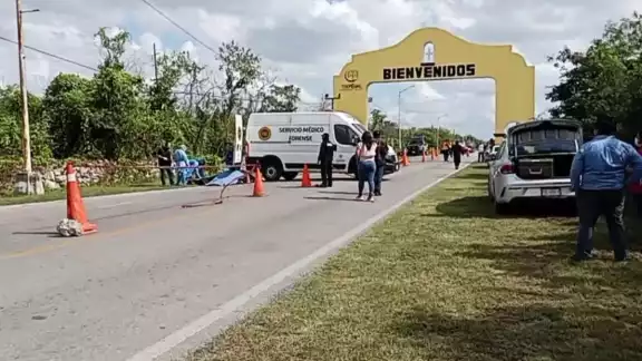 Al parecer, el occiso cruzaba la avenida principal Al parecer, el occiso cruzaba la avenida principal