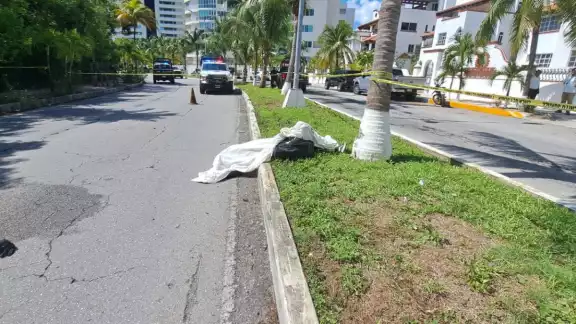 El motociclista viajaba a exceso de velocidad al momento del accidente