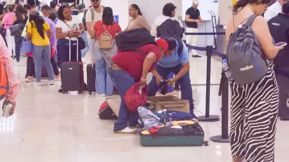 Los viajeros lamentaron que las aerolíneas son cada vez más abusivas Los viajeros lamentaron que las aerolíneas son cada vez más abusivas