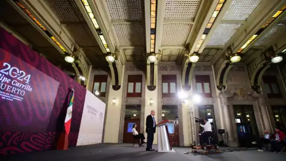 El Presidente de la República señalpó que ni jueves ni viernes santo se llevará a cabo la conferencia mañanera El Presidente de la República señalpó que ni jueves ni viernes santo se llevará a cabo la conferencia mañanera