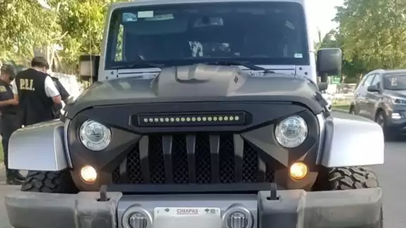 El Jeep del joven fue trasladado al corralón de Mérida El Jeep del joven fue trasladado al corralón de Mérida