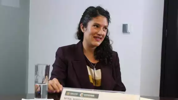 Bertha alcalde Lujan comparece ante los senadores quienes elegirán a la minsitra de la SCJn que sustituirá a Arturo Zaldívar Lelo de Larrea Bertha alcalde Lujan comparece ante los senadores quienes elegirán a la minsitra de la SCJn que sustituirá a Arturo Zaldívar Lelo de Larrea