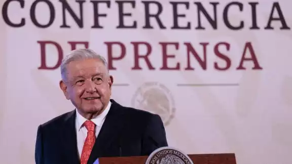 El Presidente Andrés Mnauel López Obrador invitó al periodista Tim Golden para que le ayude a despejar algunas dudas sobre su reportaje El Presidente Andrés Mnauel López Obrador invitó al periodista Tim Golden para que le ayude a despejar algunas dudas sobre su reportaje