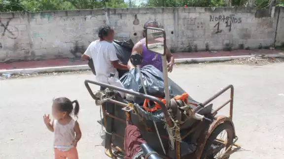 Los pepenadores señalan que su labor tiende a ser criticada por otros sectores de la sociedad Los pepenadores señalan que su labor tiende a ser criticada por otros sectores de la sociedad