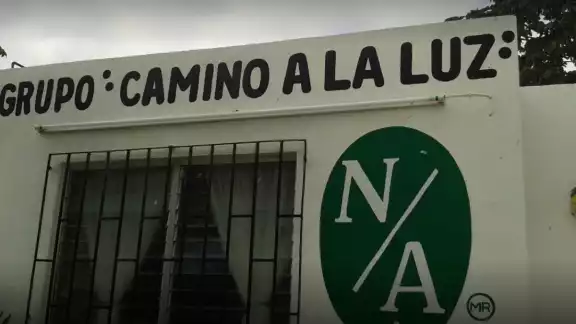 El joven informó que dentro del lugar los castigaban con golpes y quemaduras con cigarros El joven informó que dentro del lugar los castigaban con golpes y quemaduras con cigarros