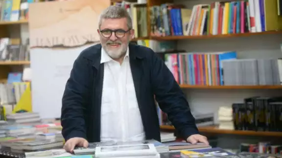 En el año 2000, Mario Tascón se unió a El País En el año 2000, Mario Tascón se unió a El País