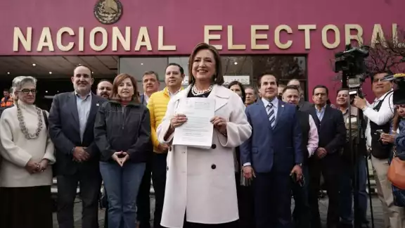 La Sala Especializada del Tribunal Electoral del Poder Judicial de la Federación multó con 38 mil 383 pesos a la precandidata presidencial del Frente Amplio por México, Xóchil Gálvez La Sala Especializada del Tribunal Electoral del Poder Judicial de la Federación multó con 38 mil 383 pesos a la precandidata presidencial del Frente Amplio por México, Xóchil Gálvez