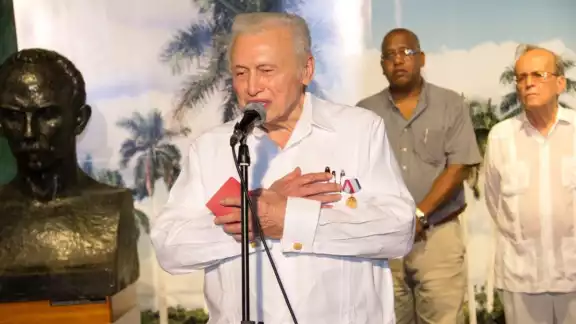 Don Mario Renato Menéndez Rodríguez estuvo activo por 66 años en el periodismo Don Mario Renato Menéndez Rodríguez estuvo activo por 66 años en el periodismo