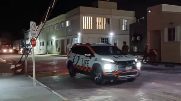 Los tripulantes fueron enviados directamente al hospital tras el incidente Los tripulantes fueron enviados directamente al hospital tras el incidente