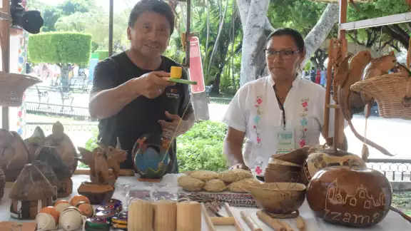Detalló que también se centran en el cuidado del medio ambiente por los materiales que usan para sus productos Detalló que también se centran en el cuidado del medio ambiente por los materiales que usan para sus productos