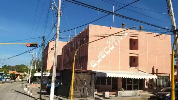 Los hoteleros solicitan a la Secretaría de Turismo que intervenga para poner fin a esta competencia desleal Los hoteleros solicitan a la Secretaría de Turismo que intervenga para poner fin a esta competencia desleal
