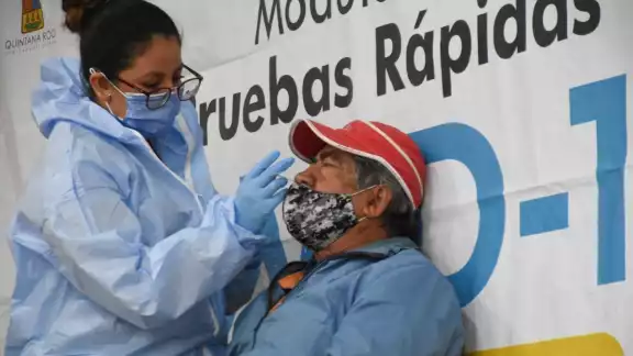 La epidemióloga pidió dejar el uso de palabras como flurona o deltacron, ya que "implican una combinación de virus-variantes y esto no está sucediendo"