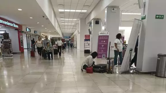 La afluencia de pasajeros se mantiene al mínimo La afluencia de pasajeros se mantiene al mínimo
