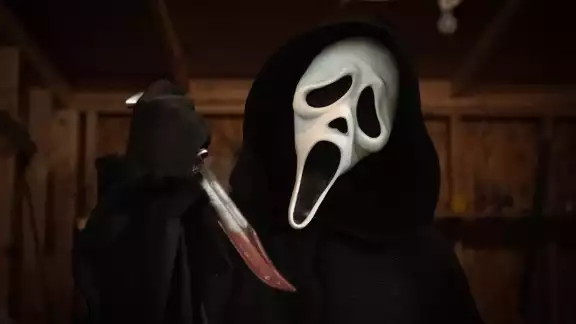 La mexicana se dijo satisfecha por su trabajo en Scream 5, que se estrena este viernes 13 de enero