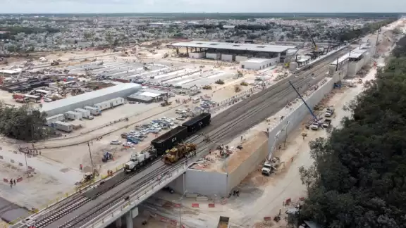 La estación Playa del Carmen se inaugurará el jueves. La estación Playa del Carmen se inaugurará el jueves.