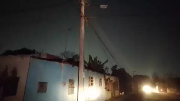 Vecinos denuncian que los apagones son constantes en la zona Vecinos denuncian que los apagones son constantes en la zona