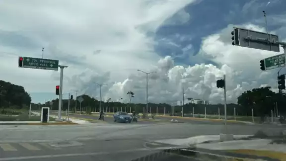 En La Mañanera de AMLO explicaron que no es obra federal, fue una construcción reciente de la Alcaldesa panista En La Mañanera de AMLO explicaron que no es obra federal, fue una construcción reciente de la Alcaldesa panista