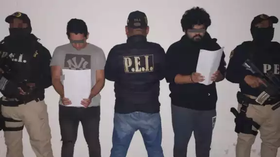Los dos hombres quedaron a disposición de la FGE Yucatán Los dos hombres quedaron a disposición de la FGE Yucatán