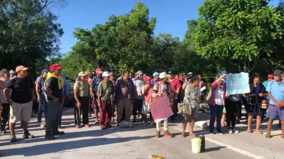 Parcelarios de Telchaquillo mantendrán clausurado Mayapán hasta que el INAH pague lo que exigen Parcelarios de Telchaquillo mantendrán clausurado Mayapán hasta que el INAH pague lo que exigen