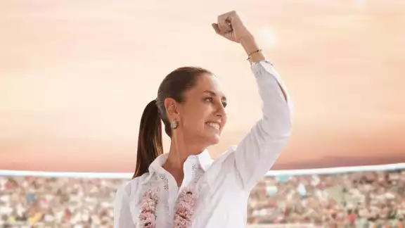En 2008 formó parte de las ''adelitas'' en defensa del petróleo