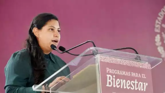 Pamela López Ruiz, directora general del programa La Escuela es Nuestra indicó que en Durango se ha apoyado a dos mil 786 planteles de Educación Básica para infraestructura Pamela López Ruiz, directora general del programa La Escuela es Nuestra indicó que en Durango se ha apoyado a dos mil 786 planteles de Educación Básica para infraestructura
