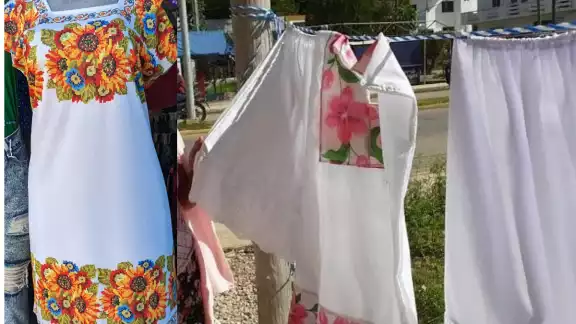 Los hipiles estampados se venden más comentó una artesana Los hipiles estampados se venden más comentó una artesana