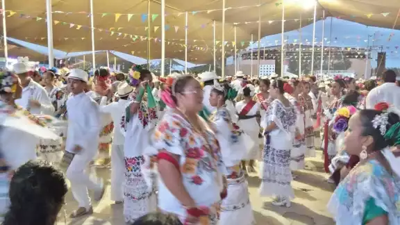 Conoce el número de personas que acudieron a la tardeada anual de Vaquería Conoce el número de personas que acudieron a la tardeada anual de Vaquería