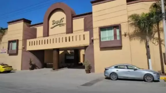 El hombre iba acompañado de una mujer de 39 años El hombre iba acompañado de una mujer de 39 años