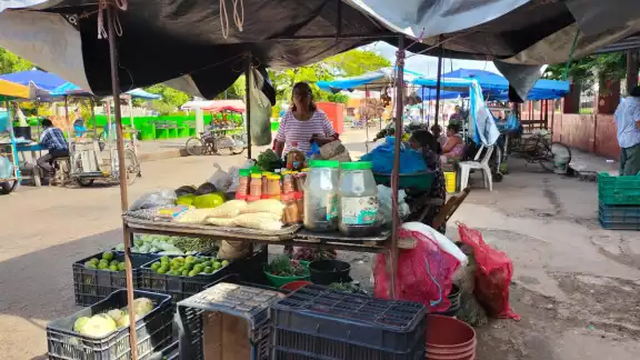 Vendedores del Mercado Municipal añadieron que ya se inició la comercialización de diferentes productos de la temporada