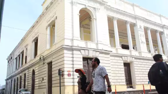 Goycoolea Artís aseguró que se ha estado avanzado en la habilitación de los otros espacios dañados por el siniestro Goycoolea Artís aseguró que se ha estado avanzado en la habilitación de los otros espacios dañados por el siniestro