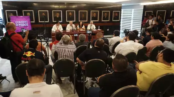 Para que al término del 2023, la población con el servicio ascienda al 99.06 por ciento del total de hogares en el Estado. Para que al término del 2023, la población con el servicio ascienda al 99.06 por ciento del total de hogares en el Estado.