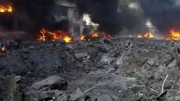 Estados Unidos lanzó este sábado un ataque aéreo contra objetivos proiraníes en Irak, lo que ha causado la reacción de la comunidad internacional Estados Unidos lanzó este sábado un ataque aéreo contra objetivos proiraníes en Irak, lo que ha causado la reacción de la comunidad internacional