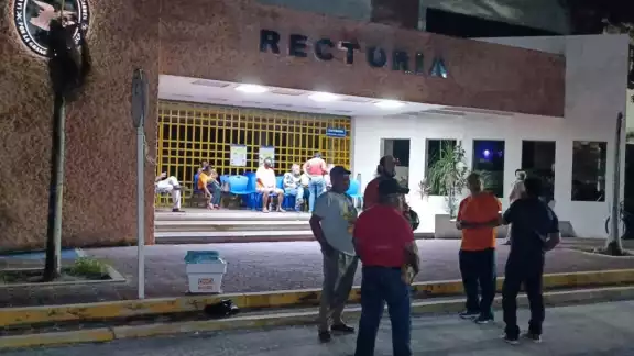 Sandrá Martha Laffón incumplió el acuerdo de pagar los sueldos pendientes Sandrá Martha Laffón incumplió el acuerdo de pagar los sueldos pendientes