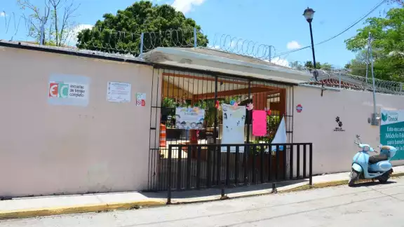 En los últimos 5 años han sido saqueadas más de 300 planteles en Campeche En los últimos 5 años han sido saqueadas más de 300 planteles en Campeche