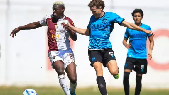 Los Pioneros de Cancún FC lograron agónica victoria por la mínima diferencia de 1-0 frente a Petroleros de Salamanca en el estadio “Cancún ‘86” Los Pioneros de Cancún FC lograron agónica victoria por la mínima diferencia de 1-0 frente a Petroleros de Salamanca en el estadio “Cancún ‘86”