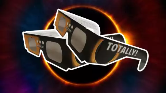 Los lentes son la principal opción para ver el Eclipse Solar Los lentes son la principal opción para ver el Eclipse Solar