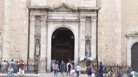 Las posadas son un festejo tradicional que se lleva a cabo nueve días antes de la Navidad