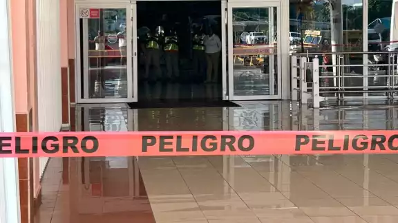 Aunque el lugar apenas comenzaba actividades, tuvo que ser evacuado.