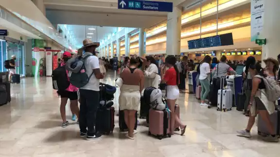 Este domingo se reportan 580 operaciones en el aeropuerto de Cancún