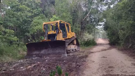 El proyecto contempla la construcción de 22 kilómetros de carretera asfaltada y 33 de camino artesanal El proyecto contempla la construcción de 22 kilómetros de carretera asfaltada y 33 de camino artesanal