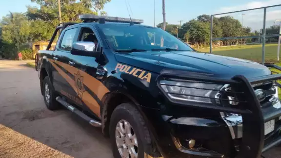 Uno de los detenidos portaba un brazalete de medidas cautelares Uno de los detenidos portaba un brazalete de medidas cautelares