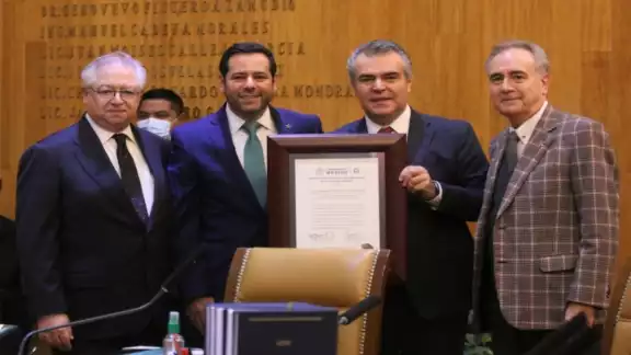 Francisco Cervantes Díaz, extitular de la Confederación de Cámaras Industriales de los Estados Unidos Mexicanos (Concamin) se convirtió en el nuevo presidente del Consejo Coordinador Empresarial (CCE) Francisco Cervantes Díaz, extitular de la Confederación de Cámaras Industriales de los Estados Unidos Mexicanos (Concamin) se convirtió en el nuevo presidente del Consejo Coordinador Empresarial (CCE)