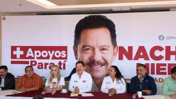 El coordinador de Morena en la Cámara de Diputados, Ignacio Mier Velazco, reafirmó su exhorto a la oposición para respaldar la creación del Fondo de Pensiones para el Bienestar El coordinador de Morena en la Cámara de Diputados, Ignacio Mier Velazco, reafirmó su exhorto a la oposición para respaldar la creación del Fondo de Pensiones para el Bienestar