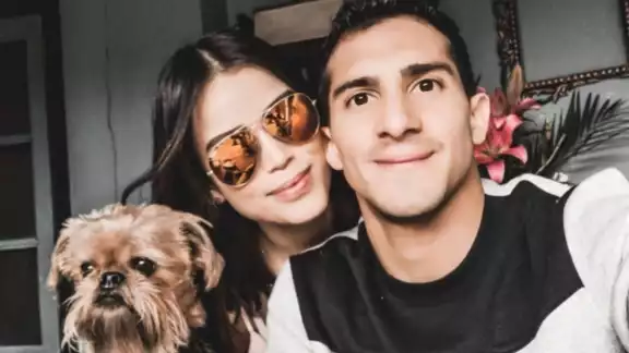 Lylo Fa compartió desde su cuenta de TikTok la emotiva sorpresa que le mandó Rommel desde Tokio. Foto: Especial