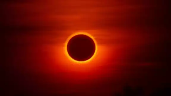 En la Península de Yucatán se verá de manera completa el eclipse de sol En la Península de Yucatán se verá de manera completa el eclipse de sol