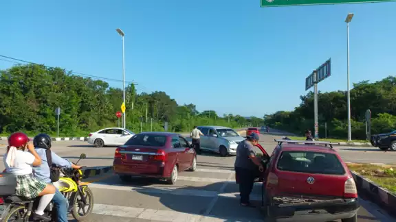 Los involucrados manifestaron su voluntad y de llegar a un común acuerdo para la reparación de los daños materiales Los involucrados manifestaron su voluntad y de llegar a un común acuerdo para la reparación de los daños materiales