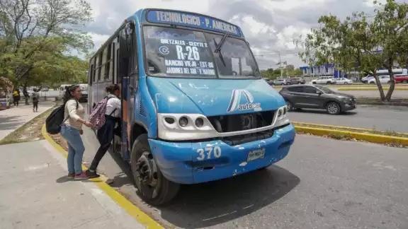 El Reglamento de Transporte Público de Pasajeros en Ruta Establecida y Vialidad fue aprobado el 1 de julio del 2021. El Reglamento de Transporte Público de Pasajeros en Ruta Establecida y Vialidad fue aprobado el 1 de julio del 2021.